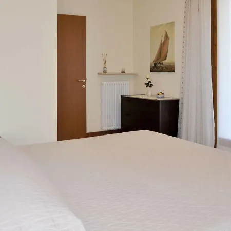 Lady Anna 552s Apartamento Lazise